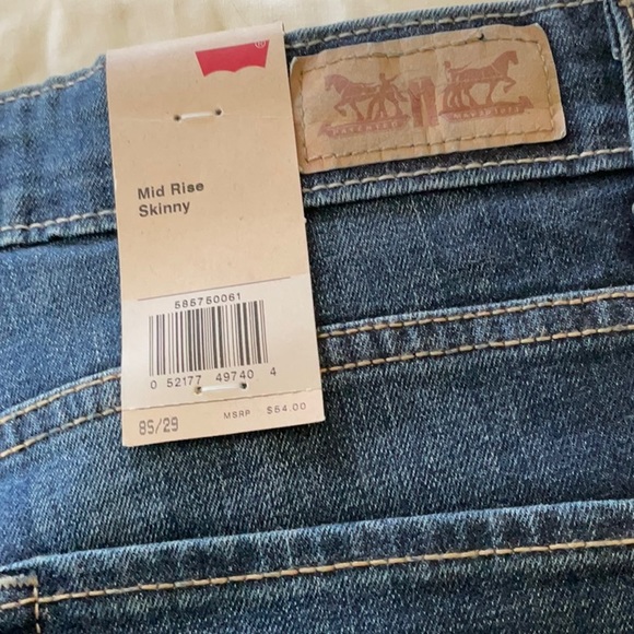 NWT Levi’s Mid-Rise Skinny Jeans - Picture 5 of 8